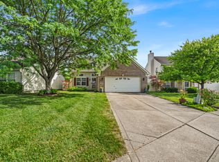 10832 Washington Bay Dr, Fishers, IN