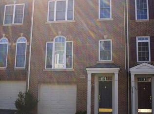 5384 Lavender Mist Ct, Centreville, VA 20120
