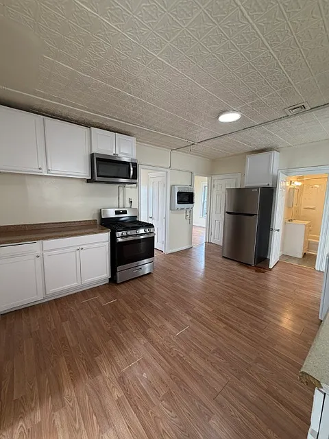11 Bergen Street - 2 — Photo 1