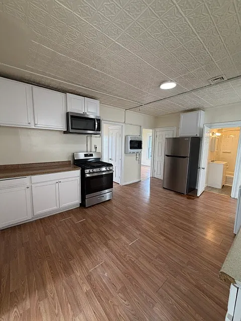 11 Bergen St #2