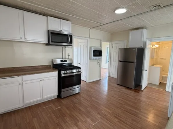 11 Bergen St #2, Waterbury, CT 06706