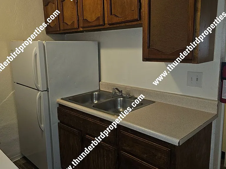 1212 Lead Ave SE — Photo 4