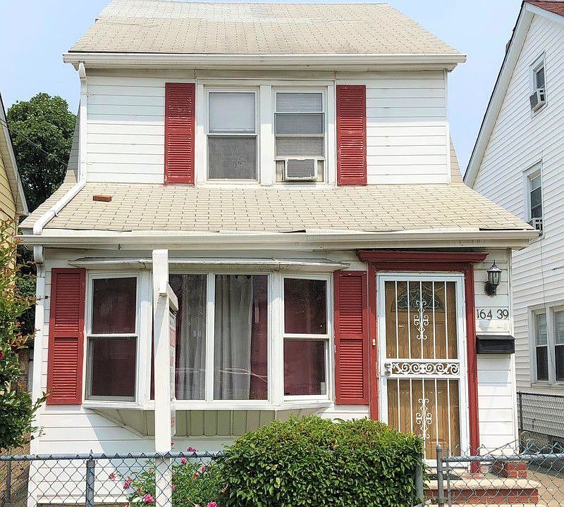 2nd image of 16439 76th Ave