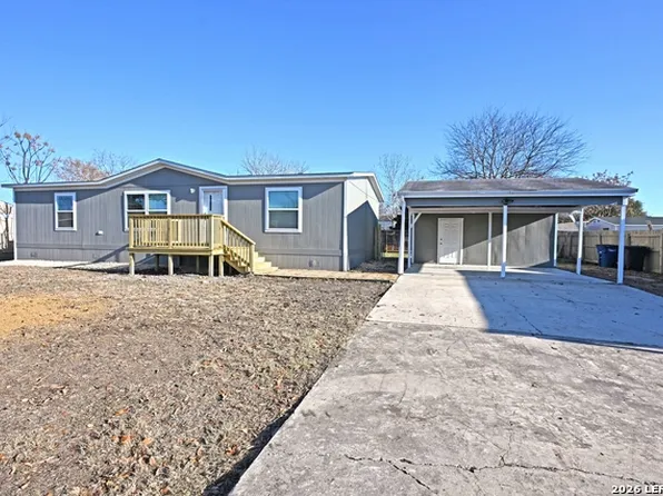 1358 Bartels Ct, New Braunfels, TX 78130