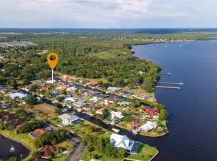 7229 Reymoor Dr, North Fort Myers, FL 33917