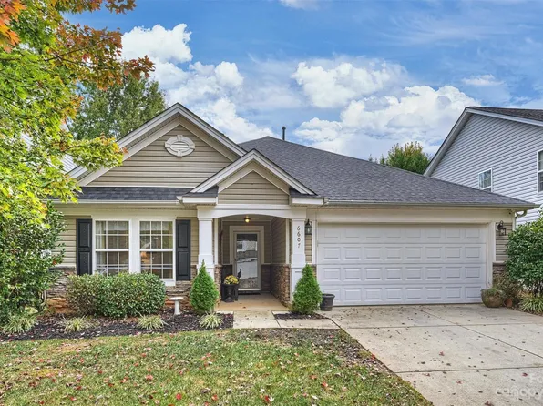 6607 Latherton Ln, Charlotte, NC 28278