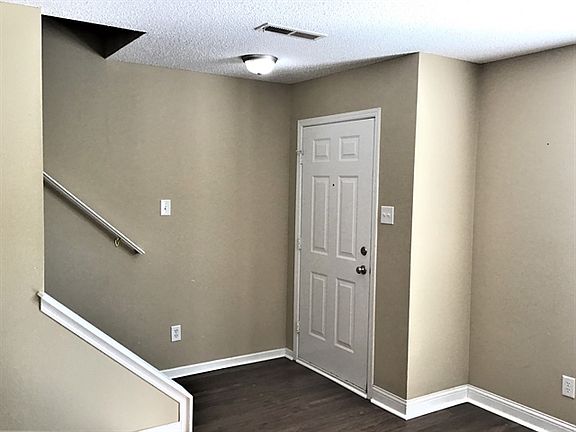 2nd image of 12190 Lindley Dr