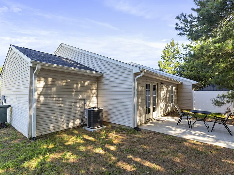 232 Tamarack Dr — Photo 22