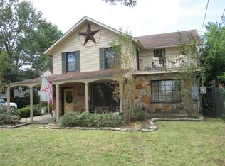 706 S Market St, Brenham, TX 77833