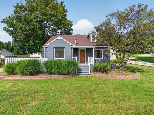 508 Locust St S, Canal Fulton, OH 44614