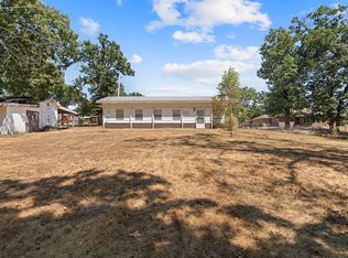 25990 S 654th Ln, Grove, OK 74344