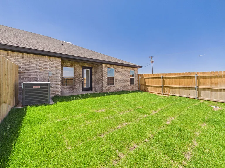 9770 Elite St — Photo 3