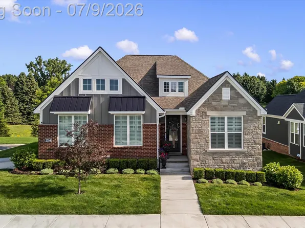 2554 Middleton St, Rochester Hills, MI 48309