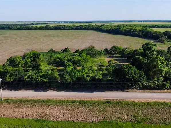 Badlands Rd, Marland, OK 74644