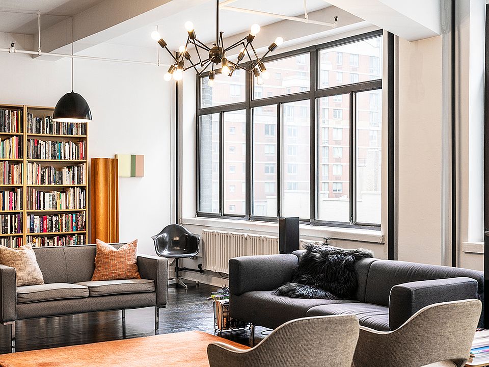 1st image of 360 W 36th St APT 5NE