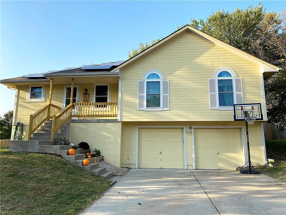 1st image of 2001 S Leslie Dr