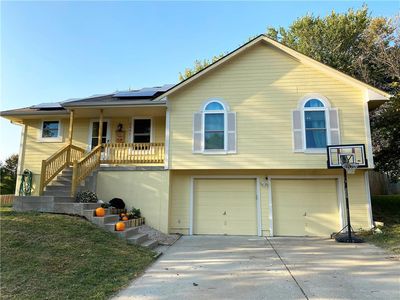 2001 S Leslie Dr, Independence, MO, 64055