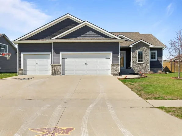 610 SW 40th St, Ankeny, IA 50023