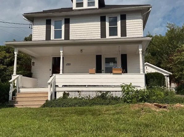 1321 Hillcrest St, Hampstead, MD 21074