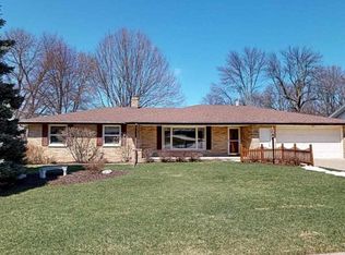 2937 Suzanne Ct, Green Bay, WI 54311