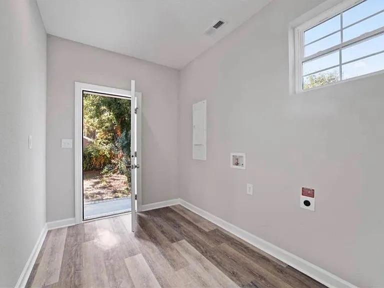 833 A Ave — Photo 9