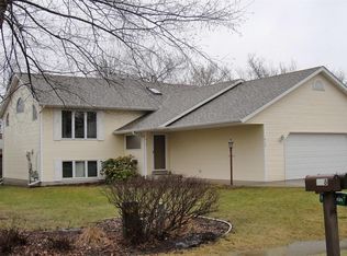 412 19th St SW, Rochester, MN 55902