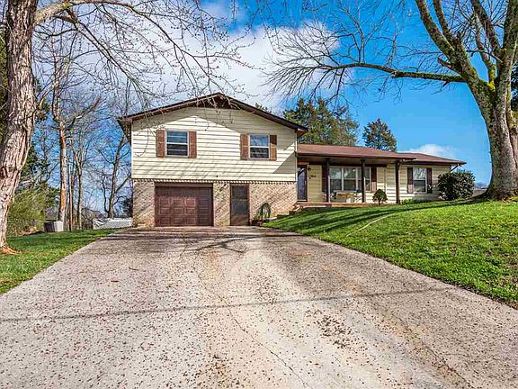 2nd image of 3515 Eveningside Dr NW