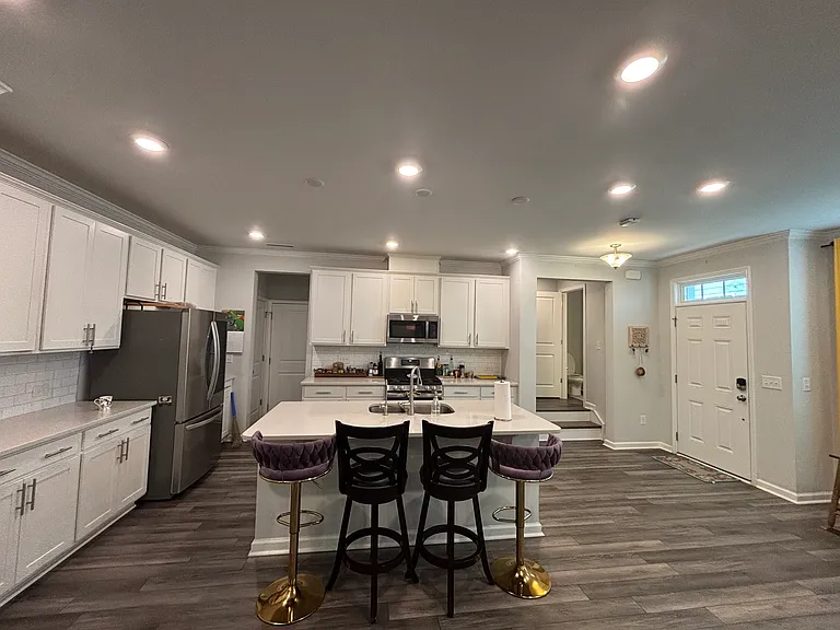 203 Gremar Dr — Photo 9