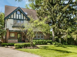 1304 Cambridge Rd, Ann Arbor, MI 48104