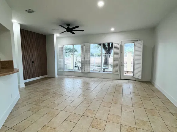 800 Sunset Dr APT B15, McAllen, TX 78503