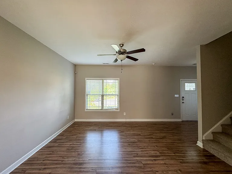 267 High Leaf Dr — Photo 4