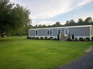 158 Brant Acres Ln, Bonneau, SC 29431