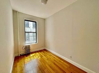 132 Thompson St APT 36, New York, NY 10012