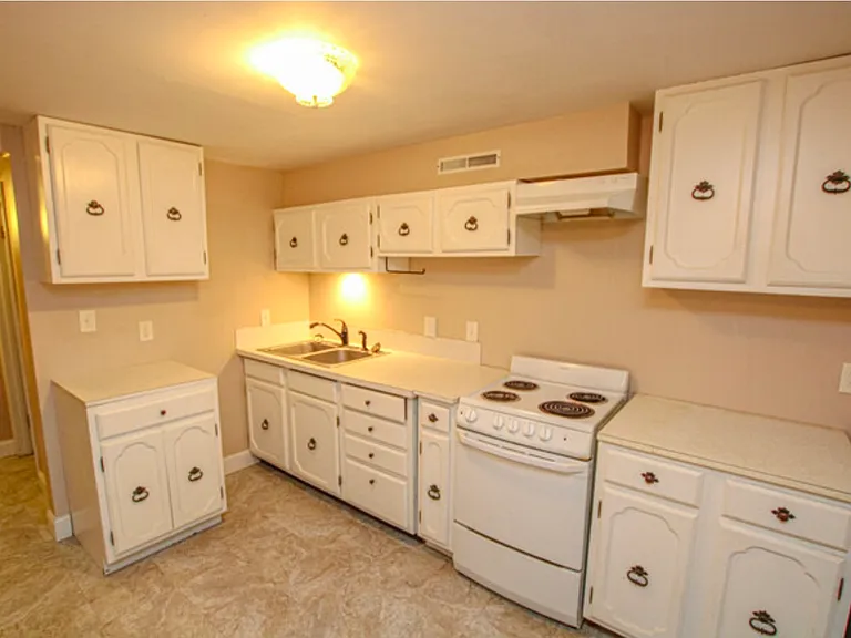 707 6th Ave E #B — Photo 10