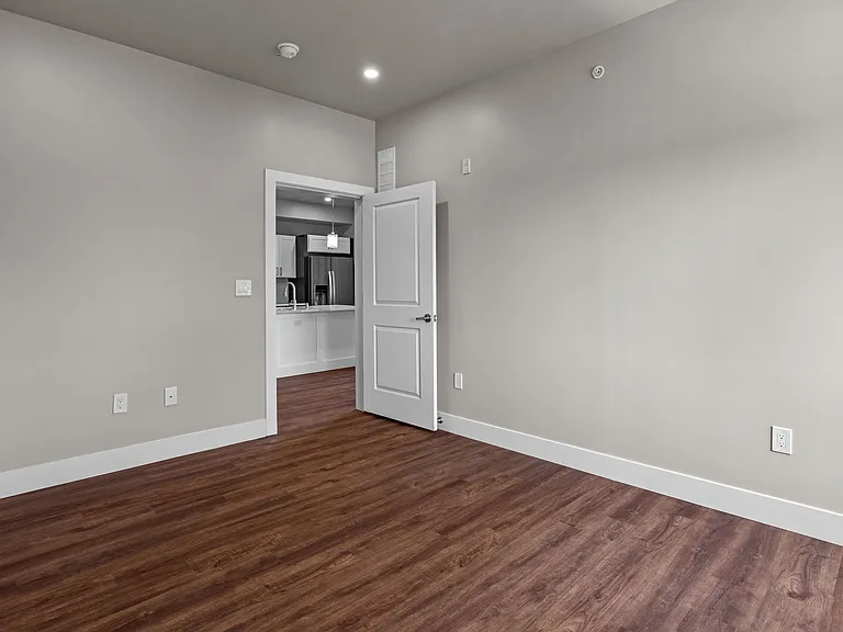 77 E Pastorius St #6 — Photo 14