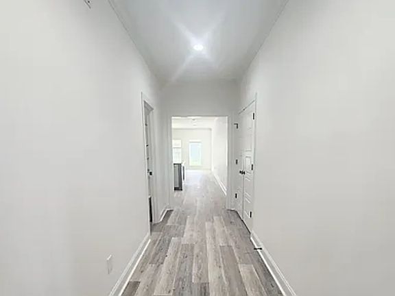 2nd image of 177 Buck Run Dr E