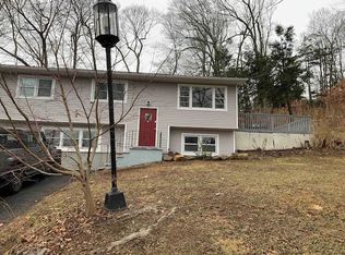 150 Stadley Rough Rd, Danbury, CT 06811