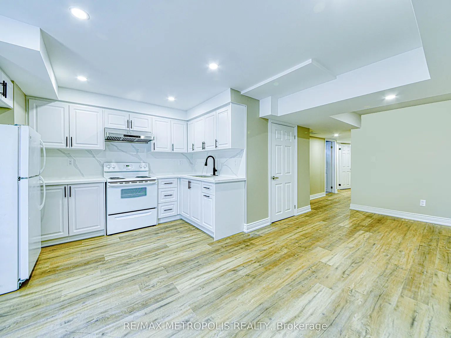 2 bed, $1,700 — Photo 4