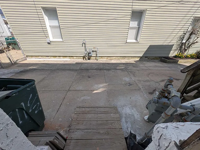 803 N Indiana Ave — Photo 15