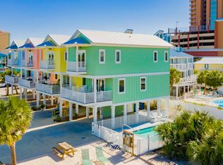105 7th St W, Gulf Shores, AL 36542