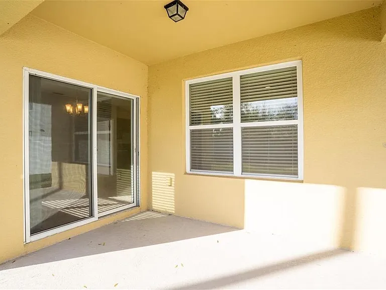 1865 Jackson Oaks Dr — Photo 16