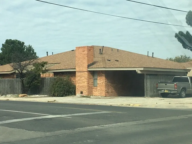 4003 N Grimes St — Photo 1