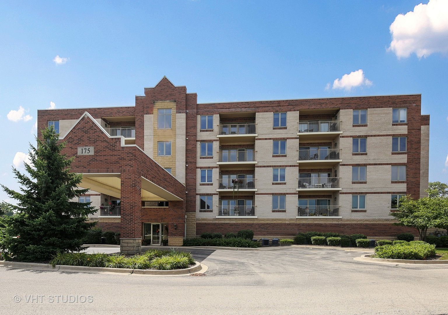 175 W Brush Hill Rd UNIT 406, Elmhurst, IL 60126 | Zillow