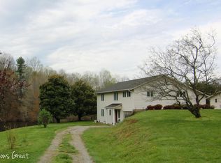 3315 Retreat Rd, Boones Mill, VA 24065