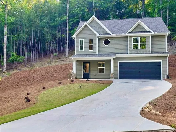 125 Wolverine Dr, Waleska, GA 30183
