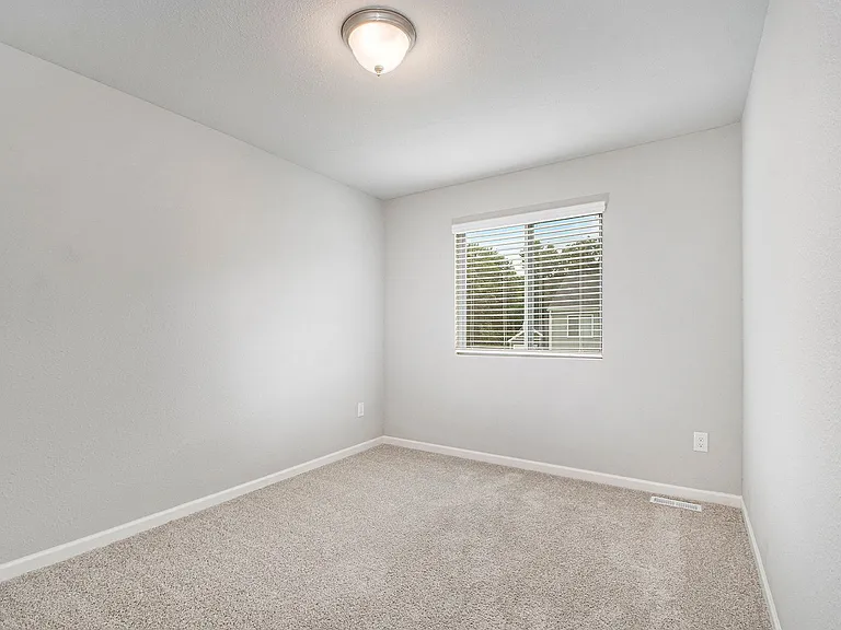 1305 Trailview Ct — Photo 18