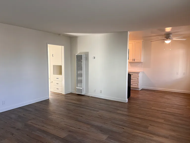 3901 E Mayfield St #5 — Photo 2