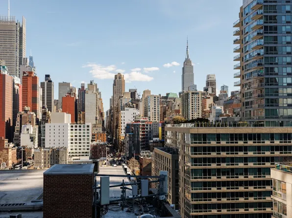 515 West 38th Street 12B image 26 of 27