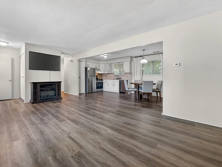 3712 Hampton Blvd — Photo 3
