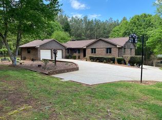 2727 Pickens Hwy, Seneca, SC 29672